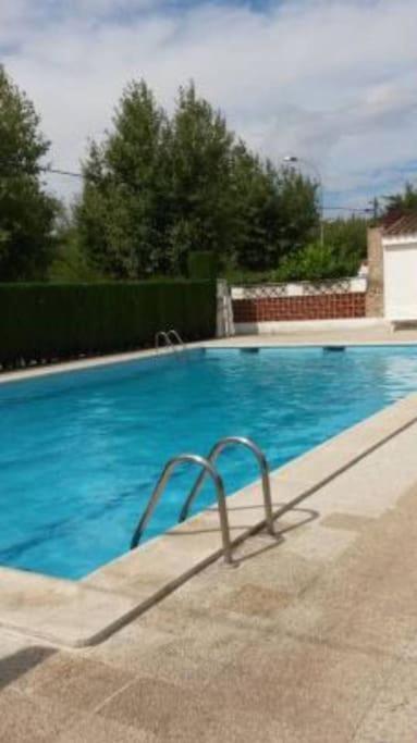 Empuriabrava, T2 Avec Piscine, Terrasse, Barbecue公寓 外观 照片